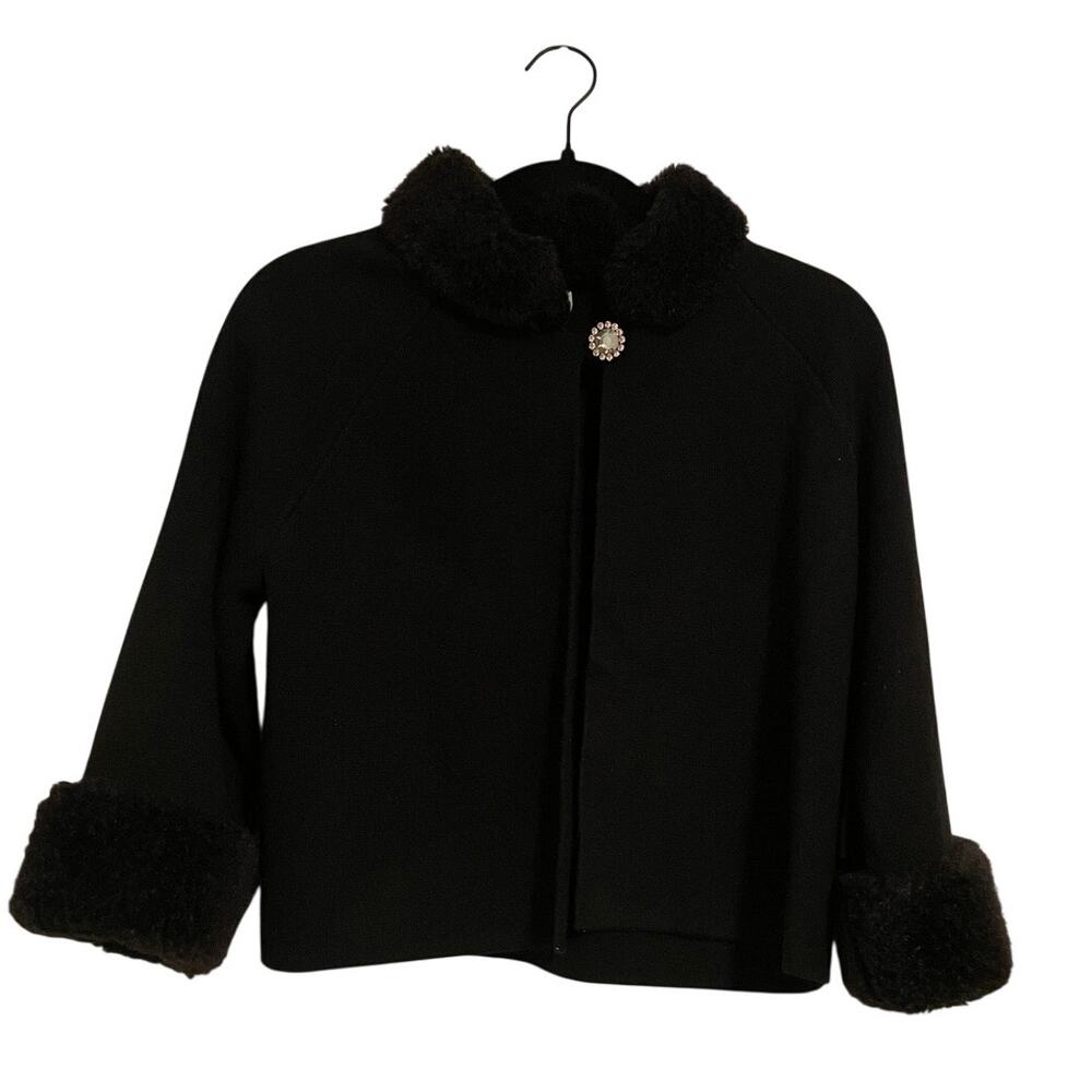 Vintage 90s Black Cape Jacket Women’s Medium Faux Fur Trim Cropped Swing Coat - Picture 2 of 6